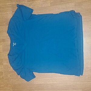 Eddie Bauer Vneck